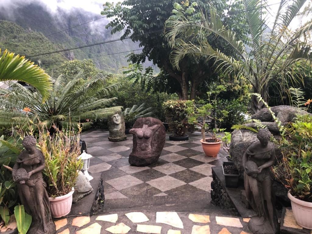 La Villa Du Sculpteur Palmiste Rouge Cilaos, Maison Entiere Bagian luar foto